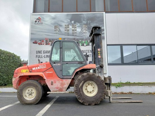 Chariot élévateur tout terrain Manitou MC50