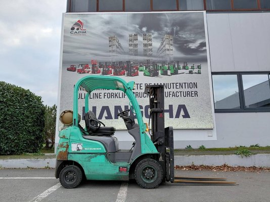 Chariot élévateur frontal 4 roues Mitsubishi FG15N