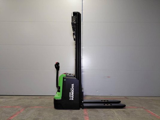 Gerbeur accompagnant Hangcha CDD20 XT1-SI