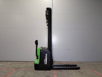 Gerbeur accompagnant Hangcha CDD20 XT1-SI