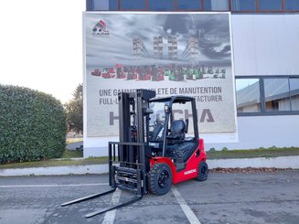 Chariot élévateur frontal 4 roues Hangcha XF25D-2 (CPCD25-X2H7F1)