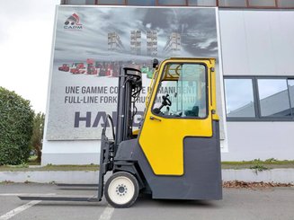 Chariot élévateur latéral multidirectionnel Combilift C4000