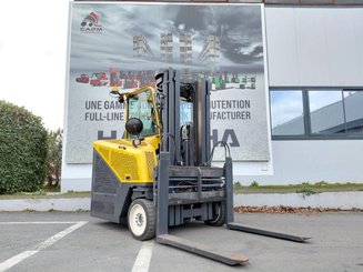 Chariot élévateur latéral multidirectionnel Combilift C4000